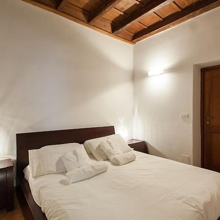 A Window On Pantheon Apartment Rome Exterior photo